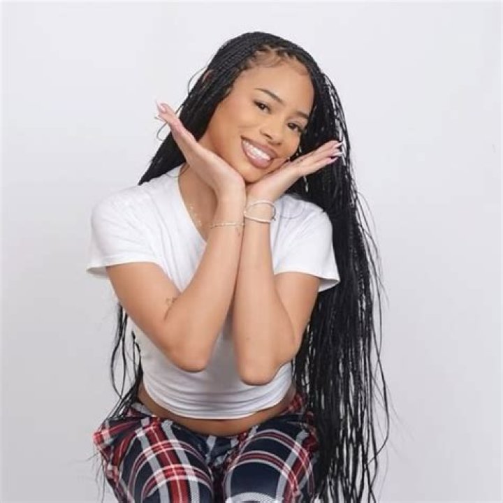 Aniya Wayans Net Worth, Height, Boyfriends, Career, Parents