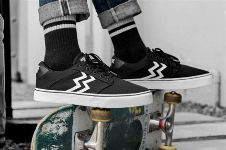 Cerita Sukses Geoff Max, Sepatu Lokal yang Lahir dari Keprihatinan