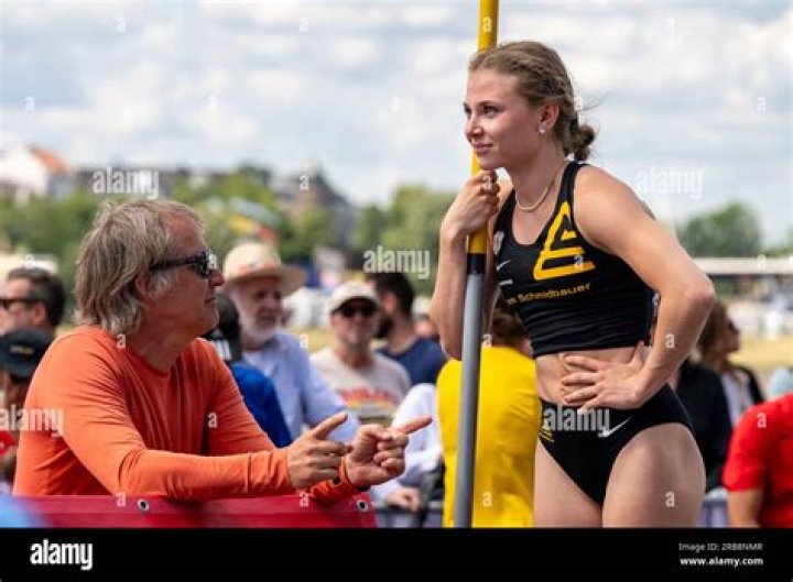 Chiara Sistermann (Pole Vault Player) Biography, Age, Height, Weight, bio-photo-family