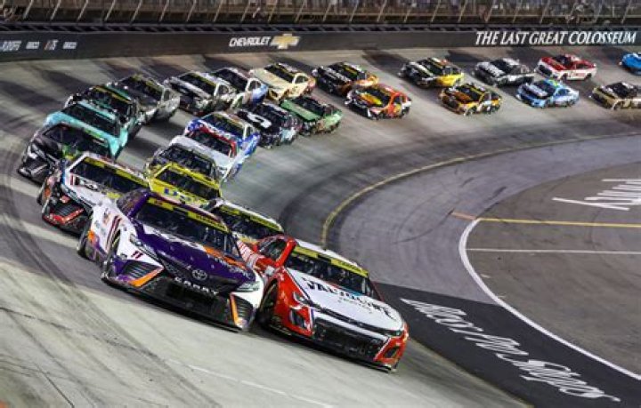 Difference Between F1 and NASCAR Cars/The Evolution