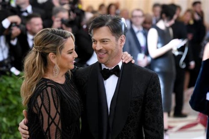 Harry Connick Jr. says Frank Sinatra was ‘completely inappropriate’ with his wife Jill Goodacre | London Evening Standard