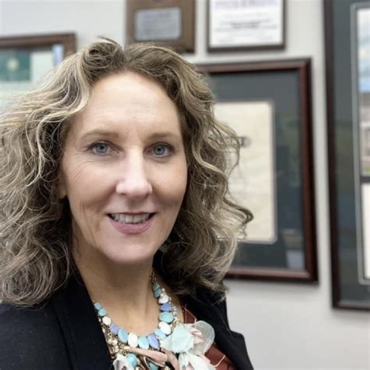 Lisa M. Stoner Net Worth (2024)