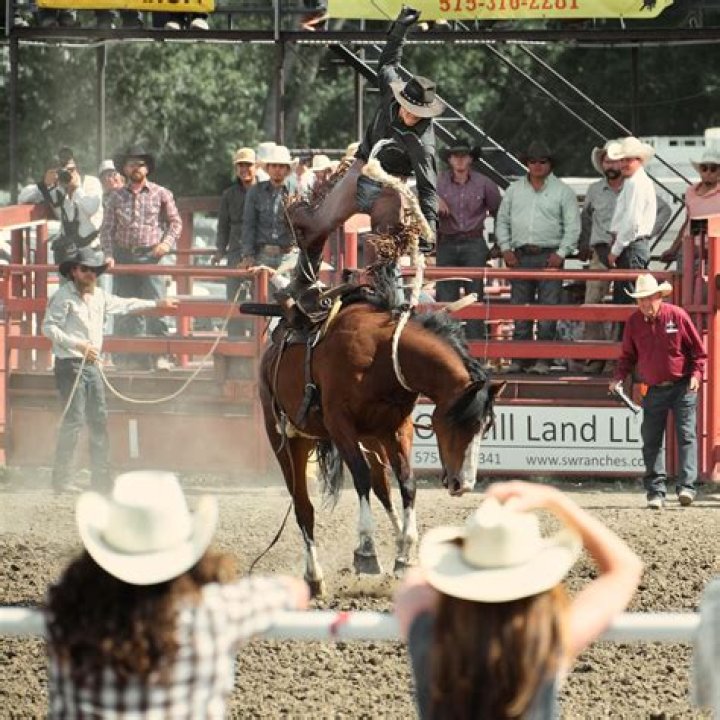 Maverick Rodeo Turn and Burn Twisted Classic Race 2022