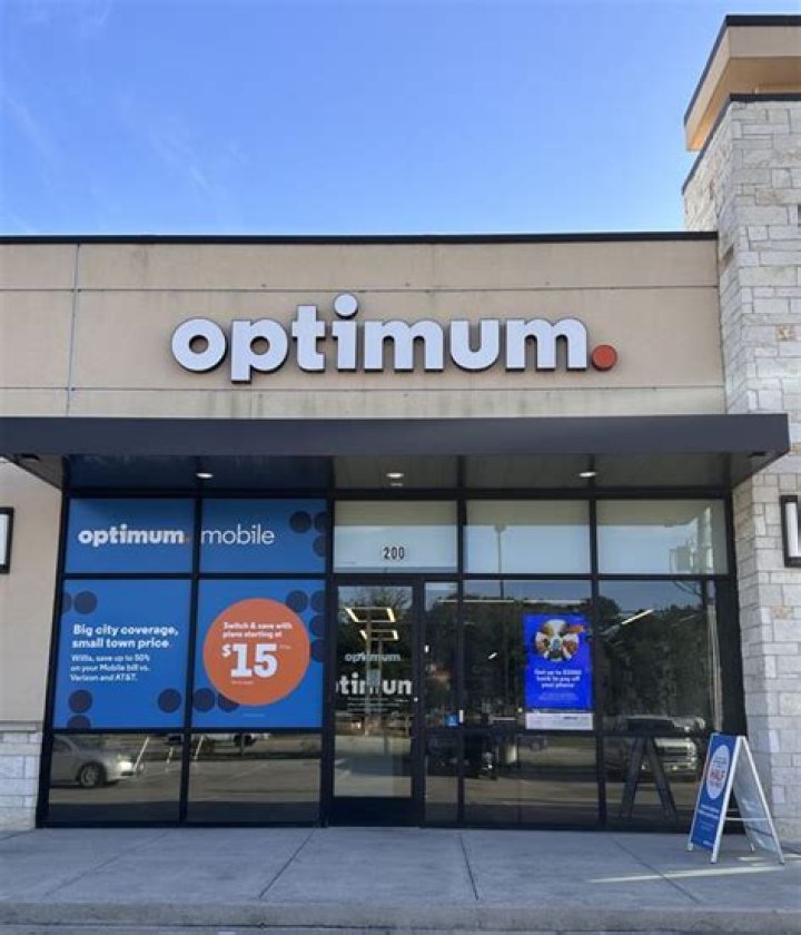 Optimum's Conroe, TX Store | Mobile Phones, 1 Gig Internet