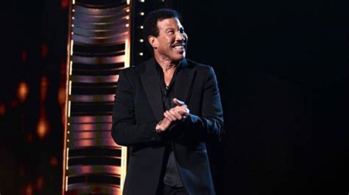 Salary, Income, Net Worth: Lionel Richie - 2024